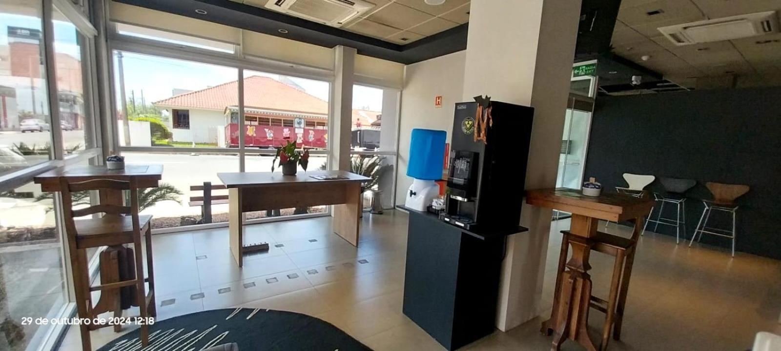 Ibis Montenegro Luaran gambar